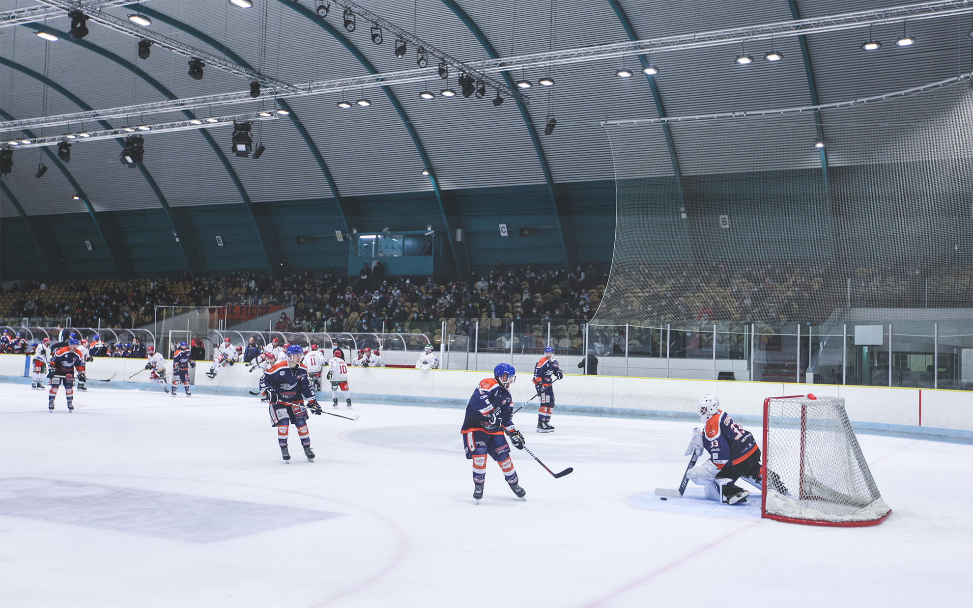 04-patinoire--Clermont-Ferrand-Astro-Disano-HD