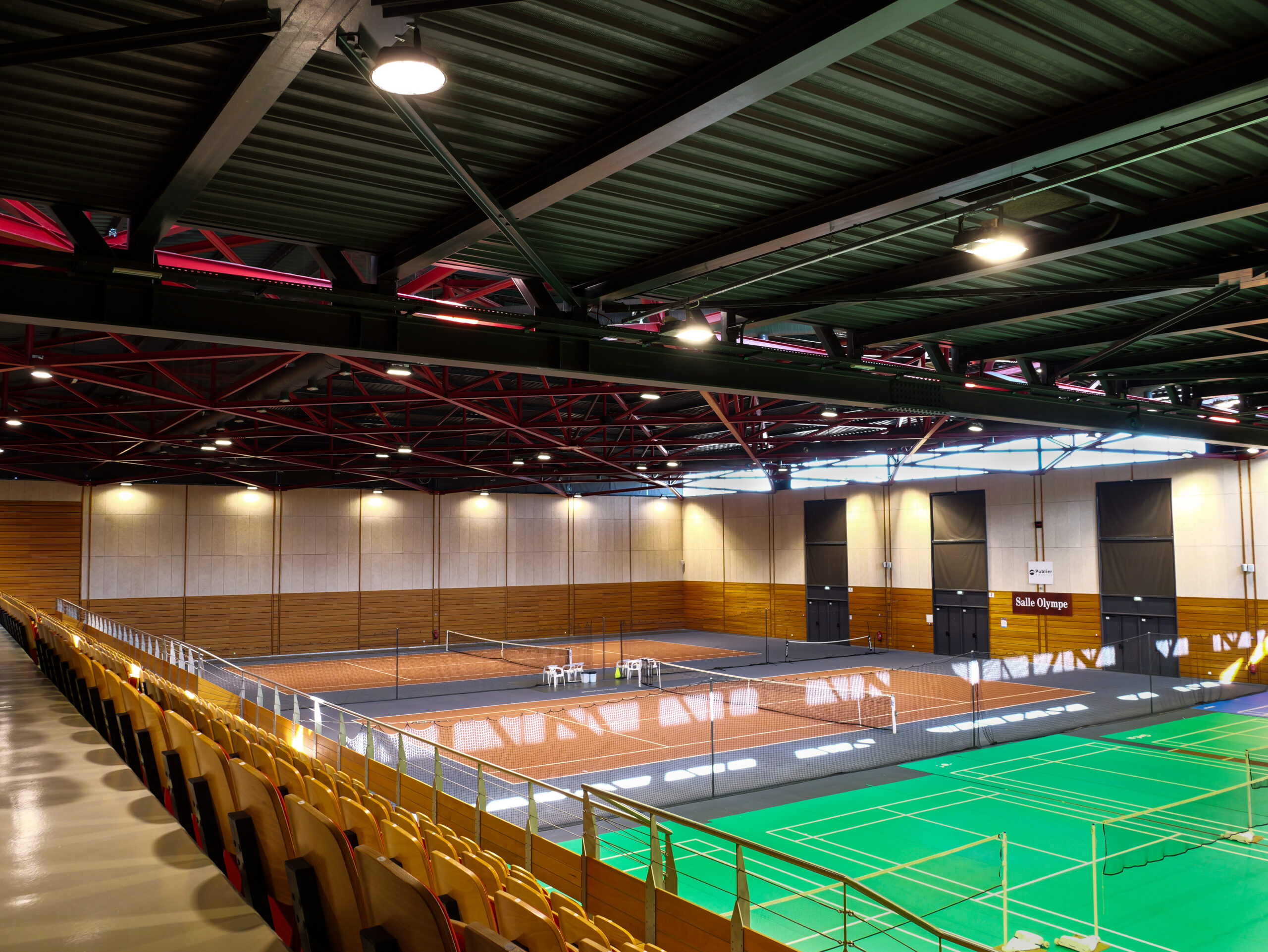 Eclairage-disano-sportif-Complexe-Cite-de-lEau_Basket_Forum_Publier-4