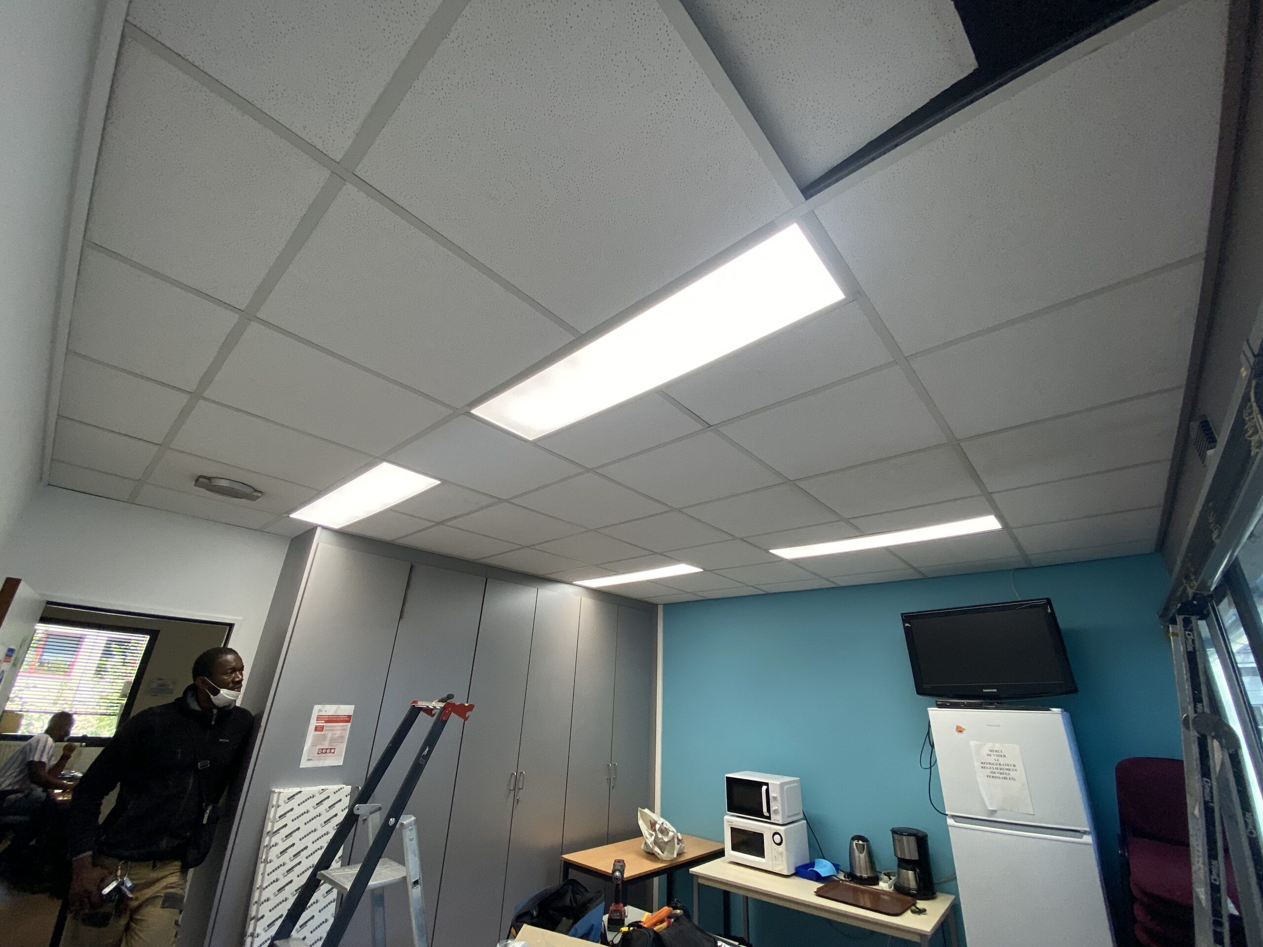 03 2022_bureau_gamme dalle_tertiaire_1200x300_rodi_ledpanel_1 (1)