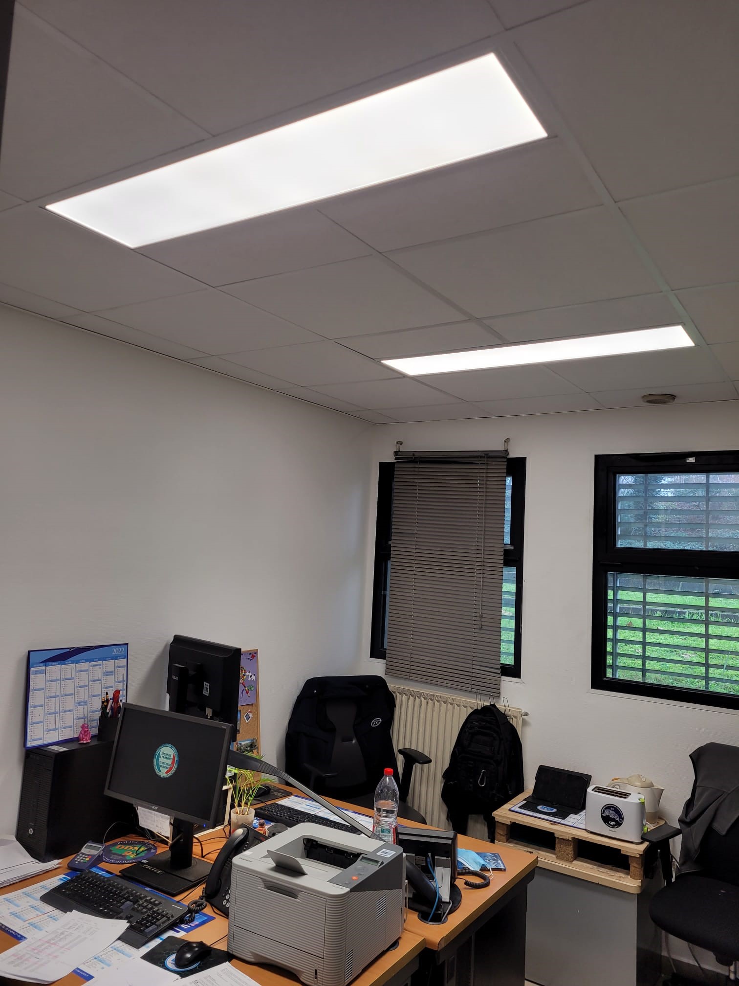 04 2022_bureau_gamme dalle_tertiaire_1200x300_rodi_ledpanel