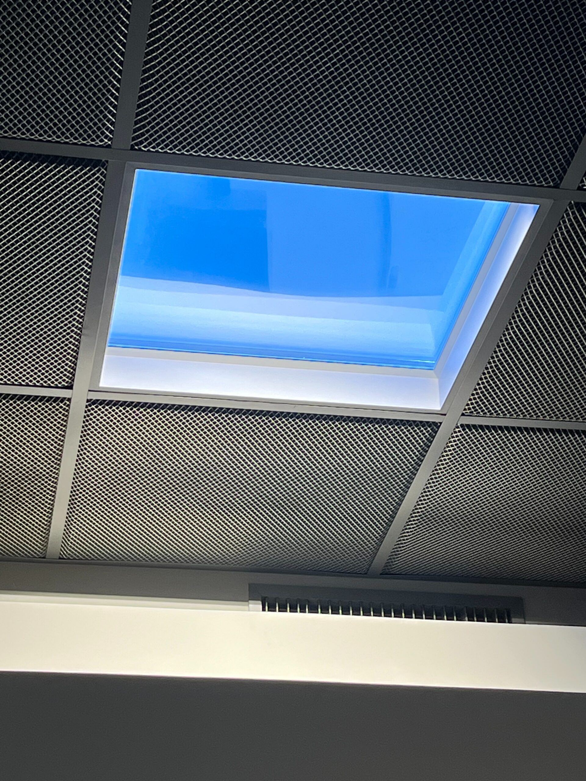 Sky panel_bureau_Disano